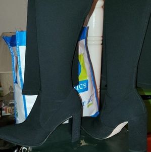 Stuart Weitzman stretch boots